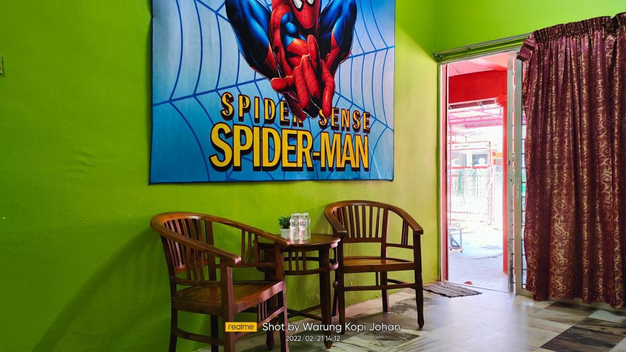 Homestay d' Tengah Bandar Kuala Rompin Luaran gambar