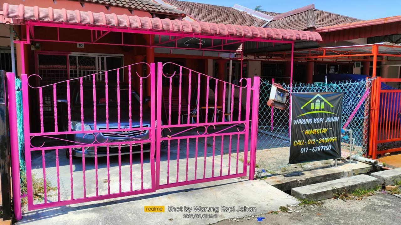 Homestay d' Tengah Bandar Kuala Rompin Luaran gambar
